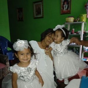 Meet your Posher, Sharon